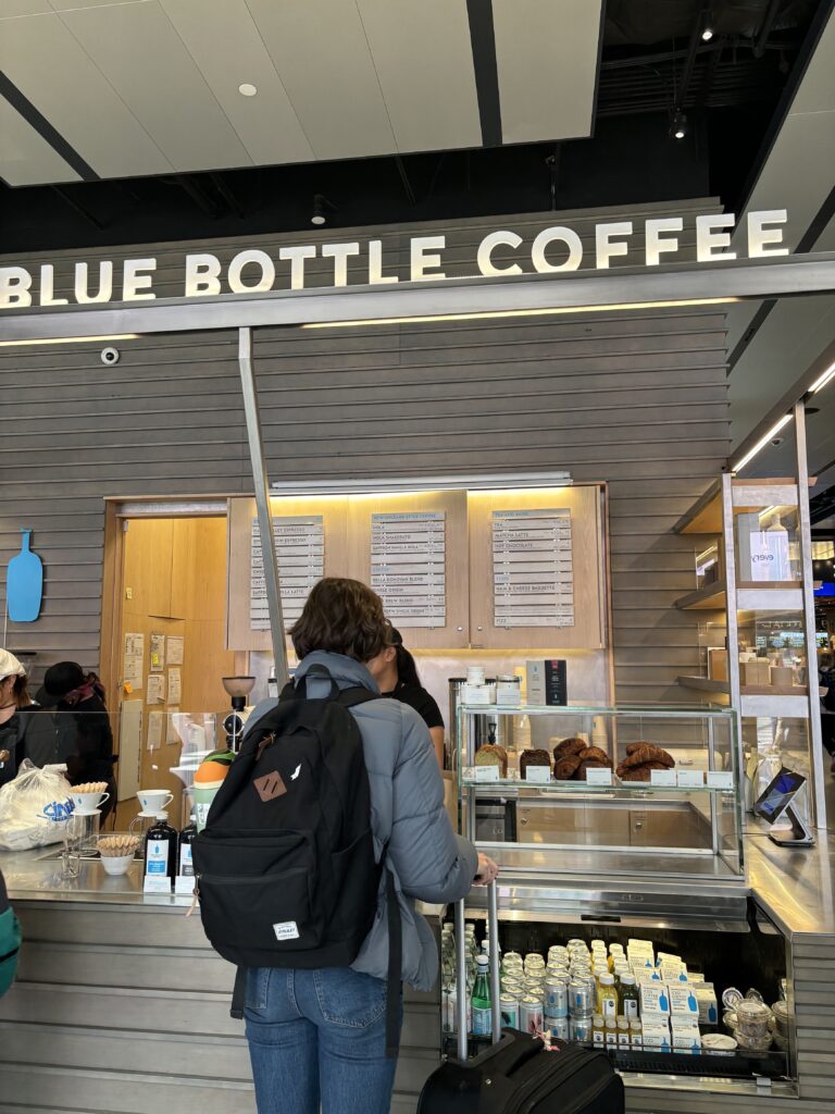 An open view of blue bottle coffee in Penn Station